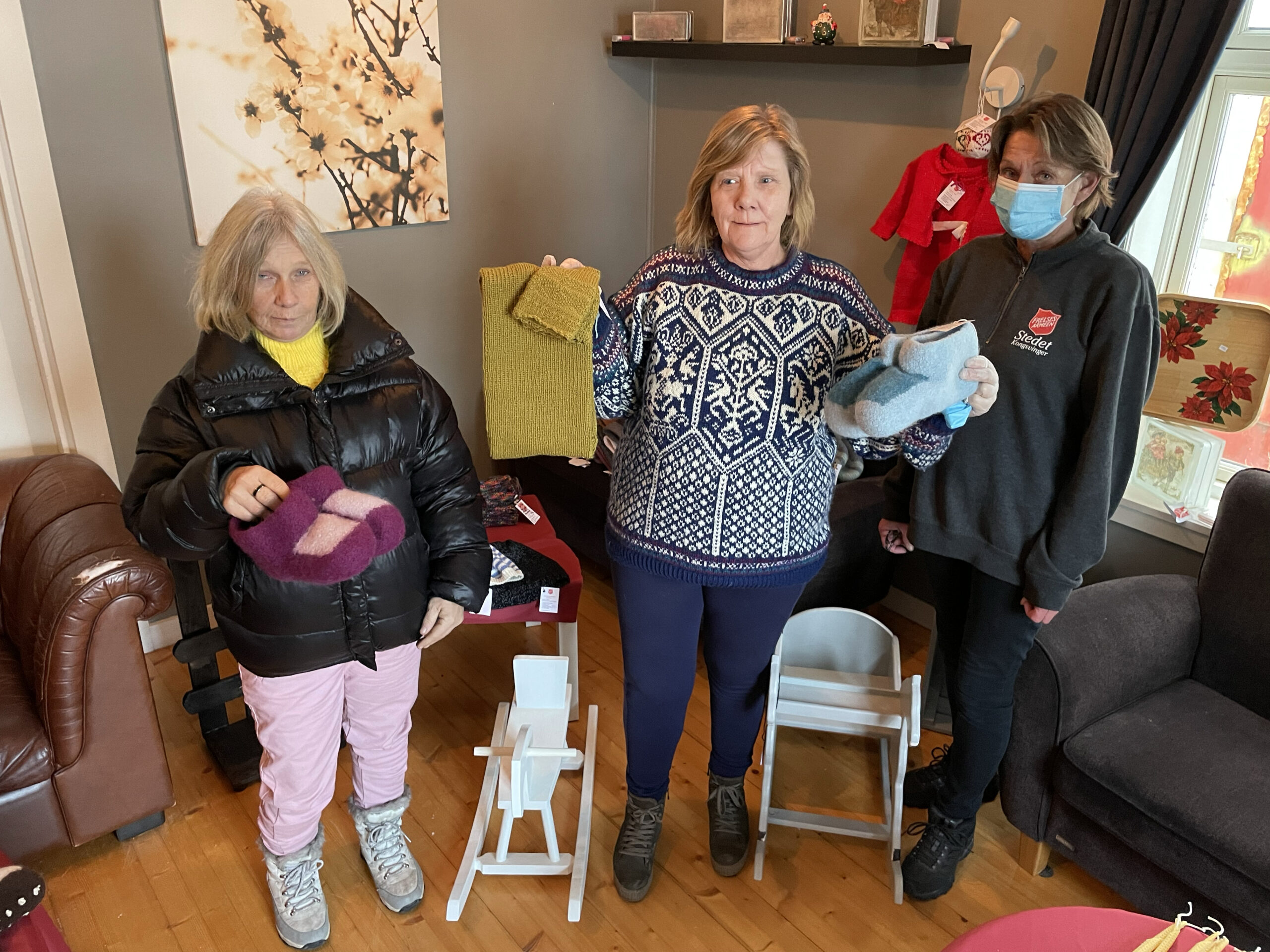 Anne Johnsen (f.v.) Lisbeth Kjos og Anki Ekman opplevde stor respons på produktene de har laget.