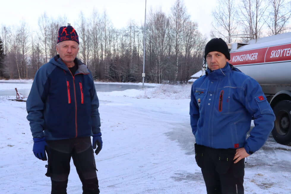 Jappe og Thomas Johnsrud er far og sønn. Johnsrud går i sin fars fotspor, og trives i driftsoperatørjobben.