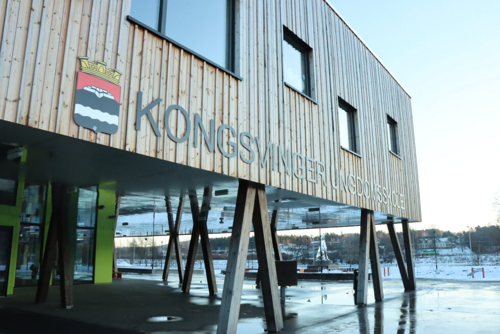 Elever og ansatte må regne med at koronapandemien fortsatt preger hverdagen når skolen starter igjen etter juleferien.