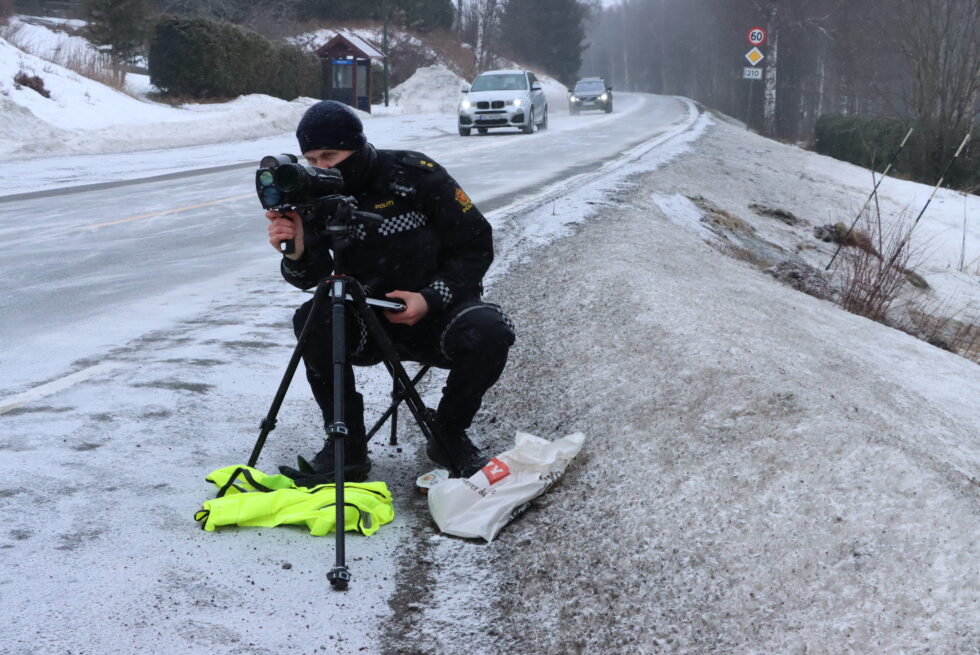UP tok flere trafikanter i fartskontroll tirsdag.