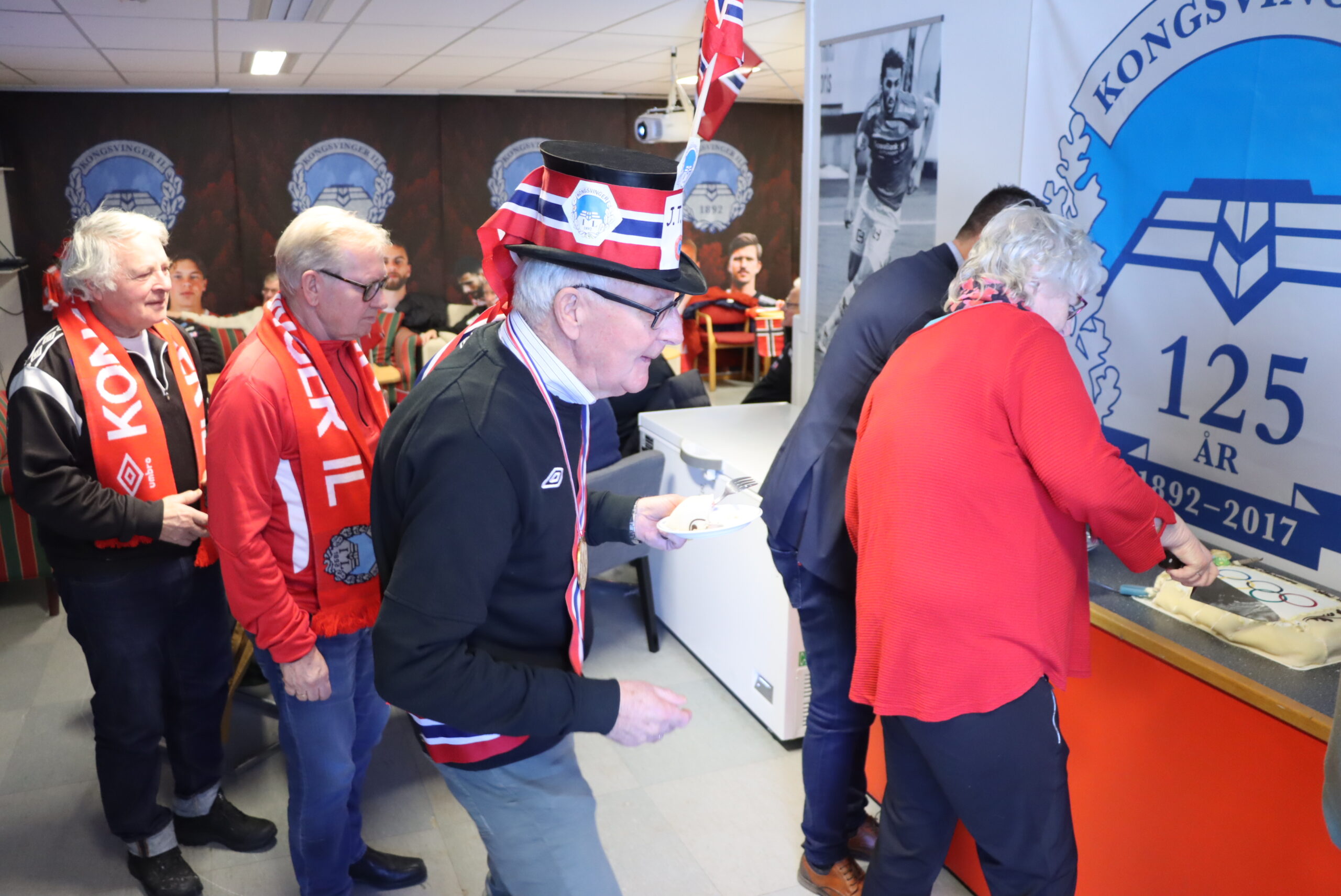 Marsipankake med OL-ringer må til.