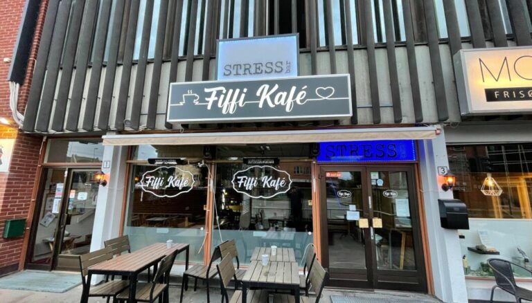 Her har både Fiffi Kafe og Stress Bar holdt til. Nå er det slutt.