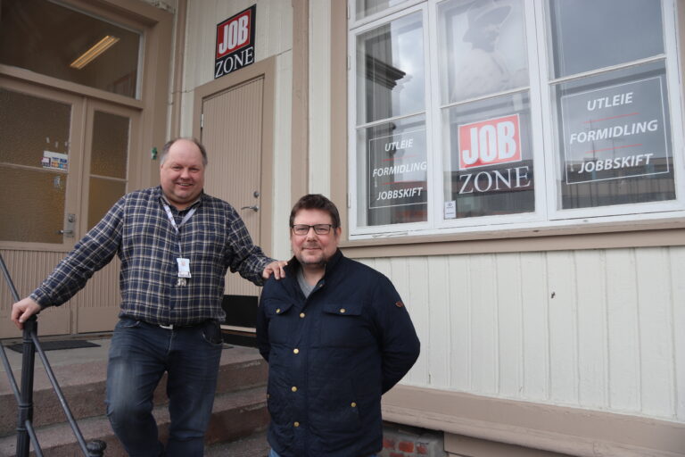 Daglig leder Per Toni Grundt og partner Nils Kristian Skjæret ved Jobzone Kongsvinger.