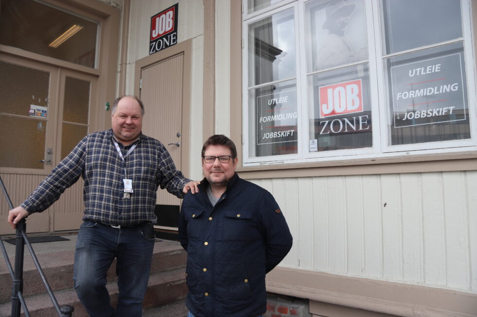 Daglig leder Per Toni Grundt og partner Nils Kristian Skjæret ved Jobzone Kongsvinger.