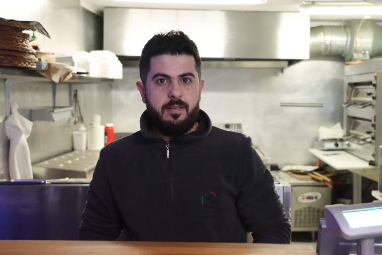 Baram Hussein har åpnet opp Napoli Grill.