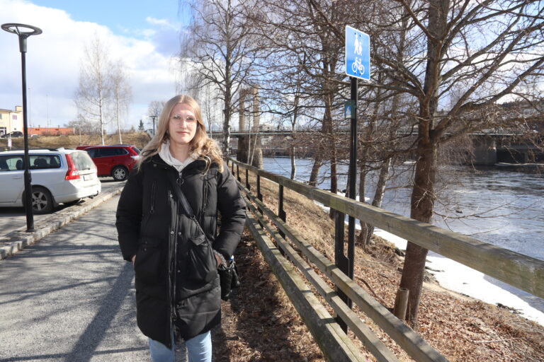 Julia Amelia Bøhmer synes transsynlighetsdagen bør markeres i Kongsvinger og andre steder.