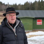 Stein Willersrud forholder seg til hvor skytterlaget holder til per i dag, og vil bygge ut innendørs skytterhall.
