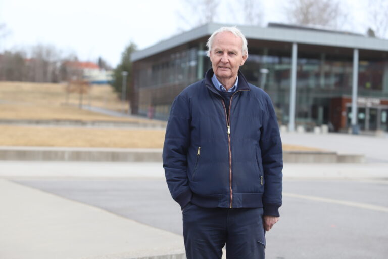 Tor Øivind Fjeld har tatt sin farsarv til nye høyder. Han er svært glad i byen sin, og mener det er helt avgjørende at alle parter innser viktigheten av godt samarbeid for å oppnå utvikling. Fjeld mener utbyggingen av deler av sentrum har vist at det er mulig.