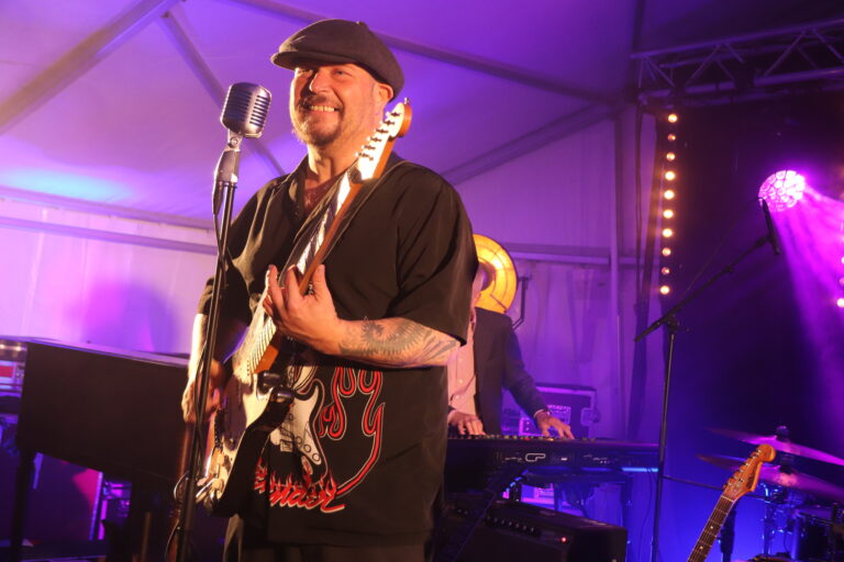 Vidar Busk avsluttet blues- og rockklubbens tiårsjubileum lørdag kveld.