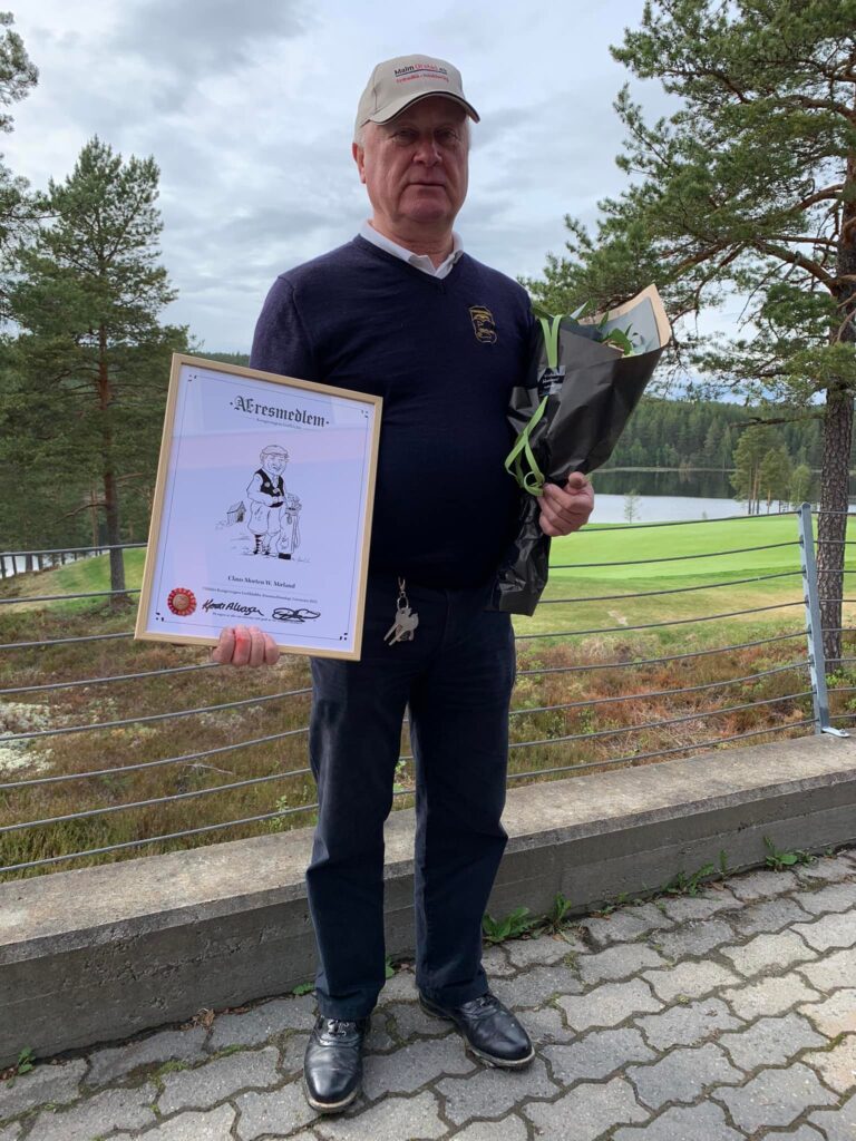 Claus Mæland er utnevnt til æresmedlem i Kongsvingers Golfklubb.