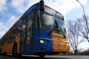 En svensk buss ble onsdag tatt ved Kongsvinger for å kjøre uten tillatelse for persontransport.