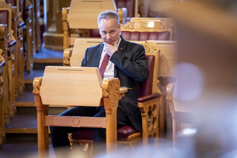 Kan samferdselsminister Jon-Ivar Nygård (Ap) pønske ut noe lurt for Kongsvingerbanen?
