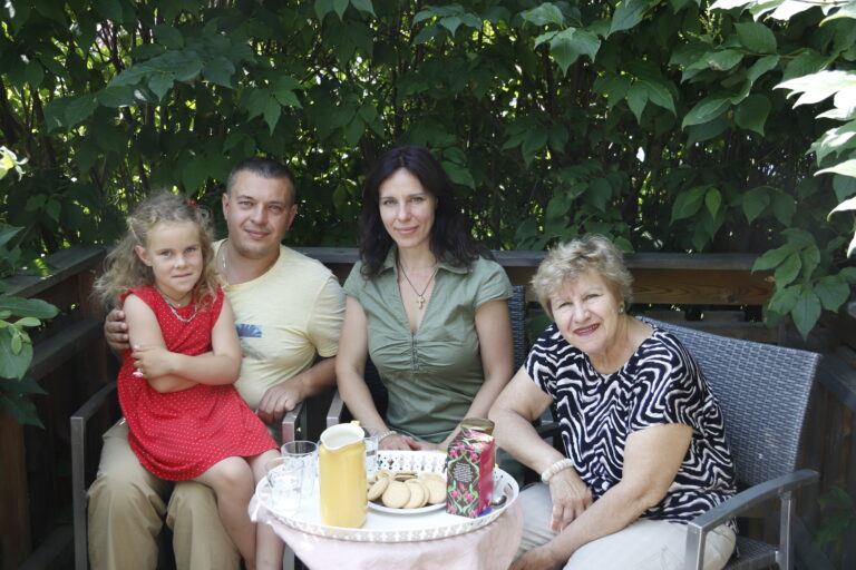 Familien Davydova legger ikke skjul på at det har vært og er en vanskelig tid, men de er glade og takknemlige for livet de er i ferd med å skape på Kongsvinger.