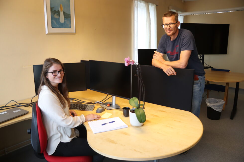 Enhetsleder for areal og byutvikling i kommunen, Martin Steinbekken, og byggesaksbehandler siden 1. juni, Fatlinda Ajvazi.