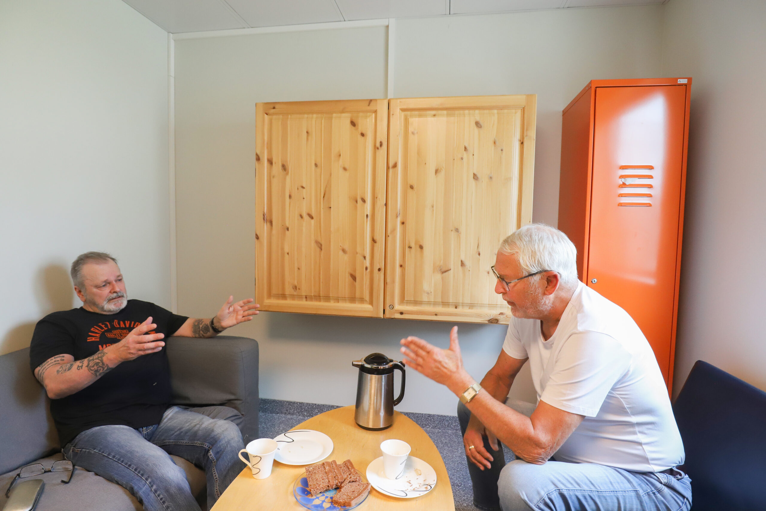 Knut Holen mener det er mye som skurrer i Eirik Jensen-saken, og har vanskelig for å se for seg at Jensen har medvirket til hasjsmugling.