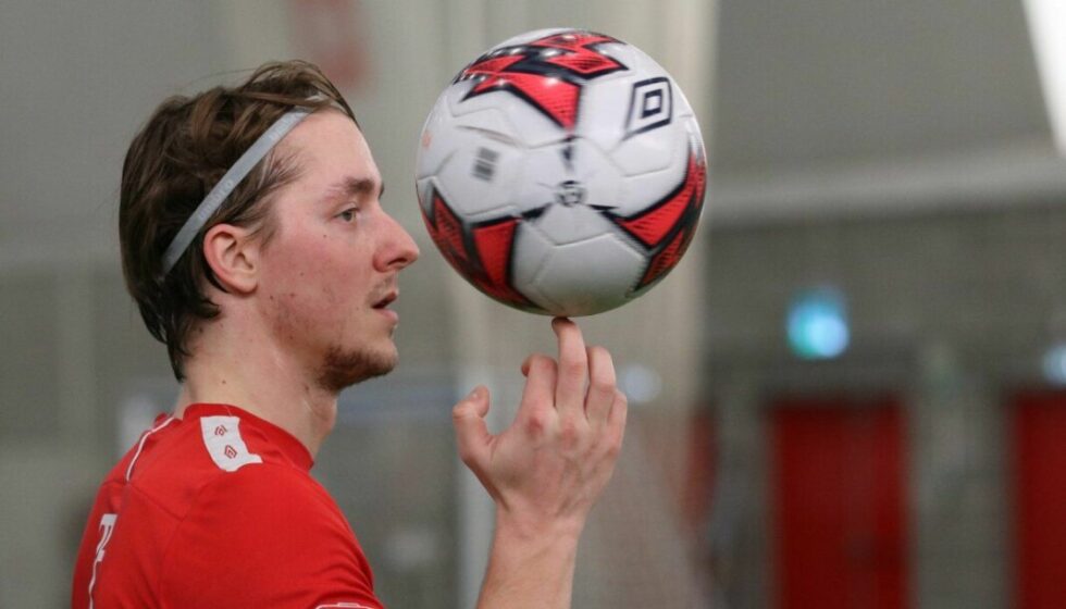 Mathias Gjerstrøm må belage seg på en tøff opptreningsperiode etter å ha fått konstatert en alvorlig kneskade.