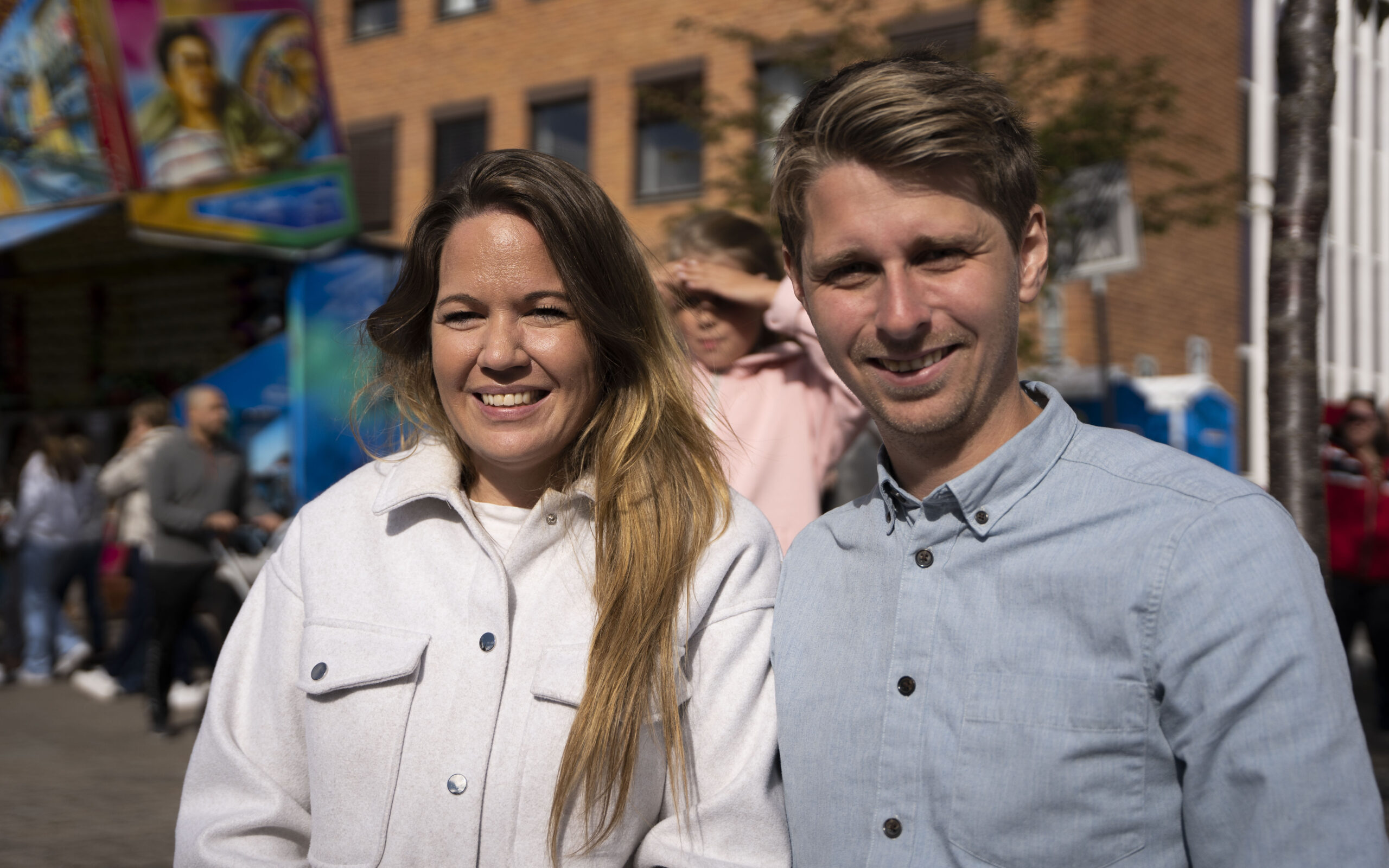 Line Skarstrøm Vaalbekk og Thomas Haugerud er foreldrene til Isabel, som fikk ansiktsmaling. Thomas sier at dette er den beste Høstmarken han har vært på. .