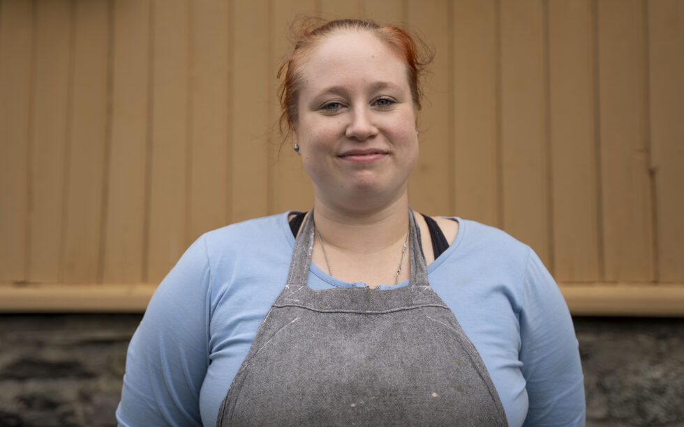 Marianne Mæland synes det har vært en tung uke, men hun har fått mange gode ord fra kundene.