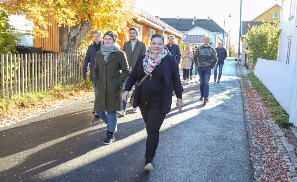 Kongsvinger viste seg fra sin beste side da Margrethe Haarr tok med seg stortingspolitikerne på vandring gjennom Øvrebyen.