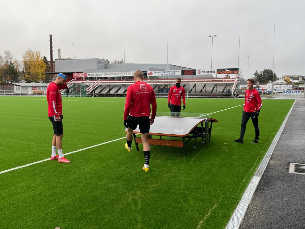 Det var stor glede å spore da KIL-spillerne endelig kunne ta i bruk det nye kunstgresset.