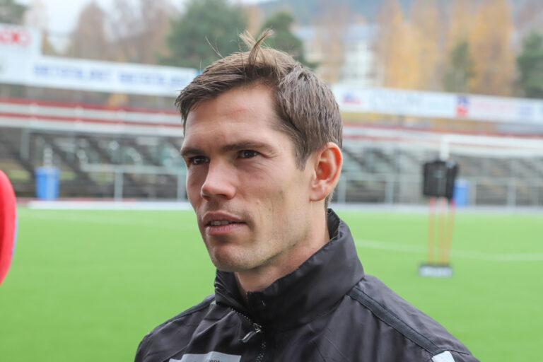 Eirik Mæland innrømmer at han kjenner på følelsen av at han snart gir seg som KIL-trener.