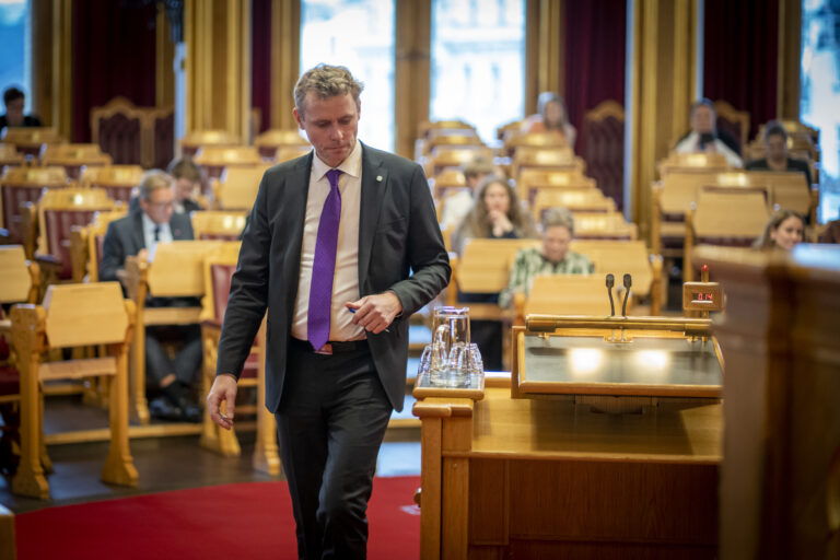 Forsknings- og høyere utdanningsminister Ola Borten Moe (Sp) under den muntlige spørretimen i Stortinget onsdag.