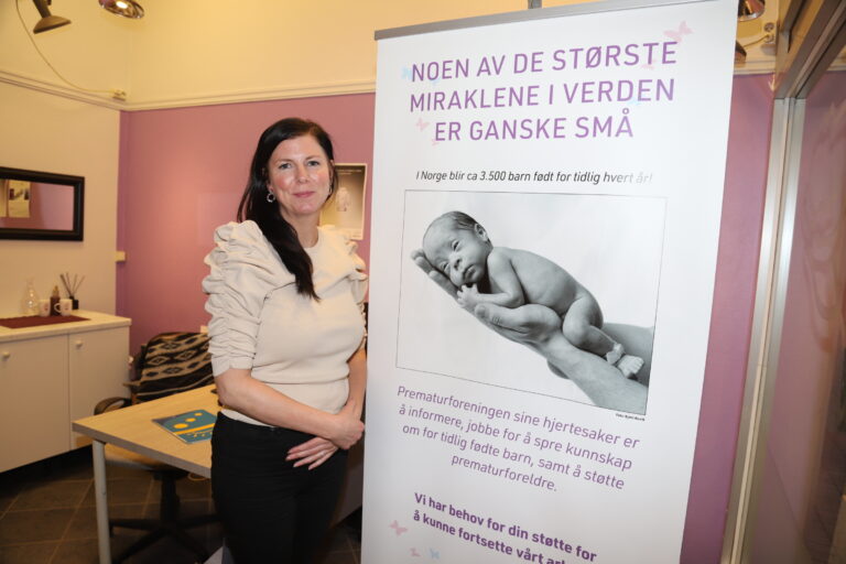 Hege Nordhus er daglig leder for Prematurforeningen som har sitt kontor i Kongsvinger.