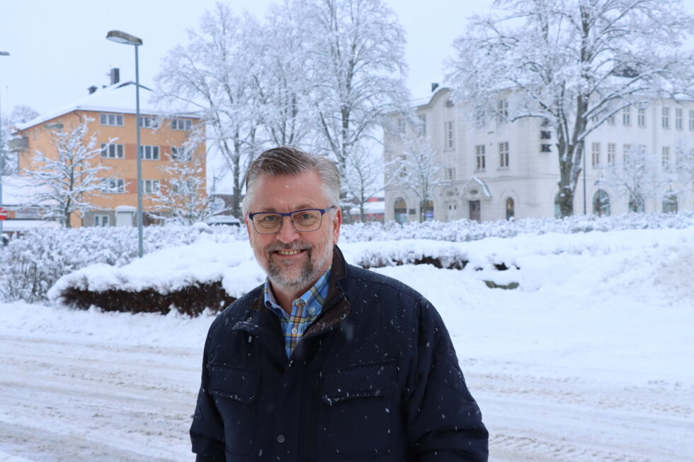 Det blir likevel ikke noe lokalpolitisk comeback for Sjur Strand.