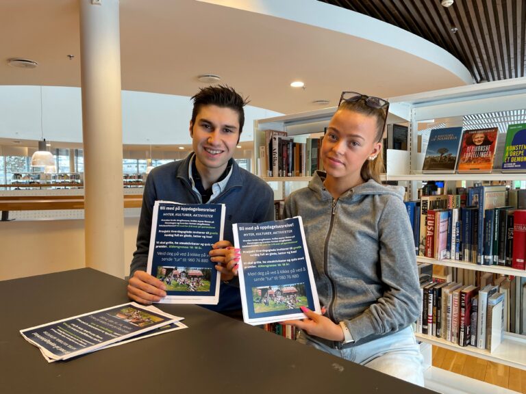 Sadug Alfeli (22) og Karianne Moen-Pedersen (17) skulle ønske de lærte mer om lokal historie på skolen.