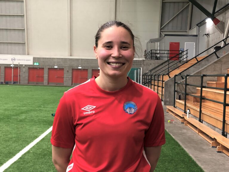 Naomi Griffin har vunnet Norway Cup med KIL og spilt i nasjonal serie tidligere. Nå håper hun å være med på å utvikle et nytt topplag i byen.