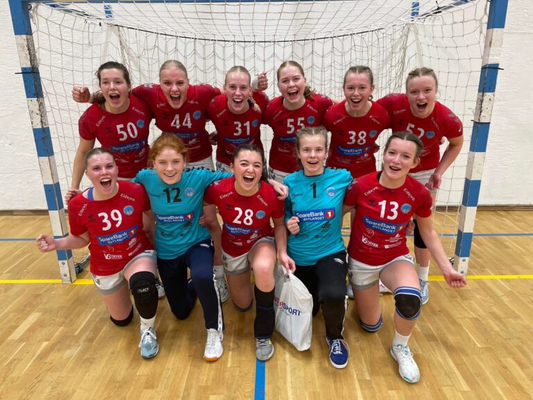 KILs J16 lag går inn som serieleder når den nasjonale serien for J16 lag i håndball skal avgjøres.