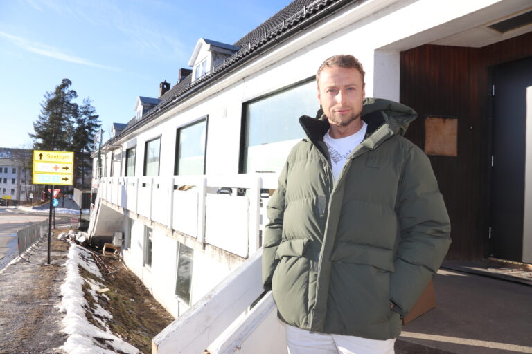 Didrik Borten gleder seg til å endelig se Skyrudbygget ferdig.