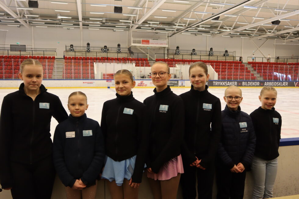 F.V. Nova Lill Nybråten Gerhardsen, Lycke Nybråten Gerhardsen, Ella Marie Jakobsen, Malene Halvorsen, Maiken Håven, Rikke Caroline Kjerland Brandsegg og Alma Østmoen Solbu