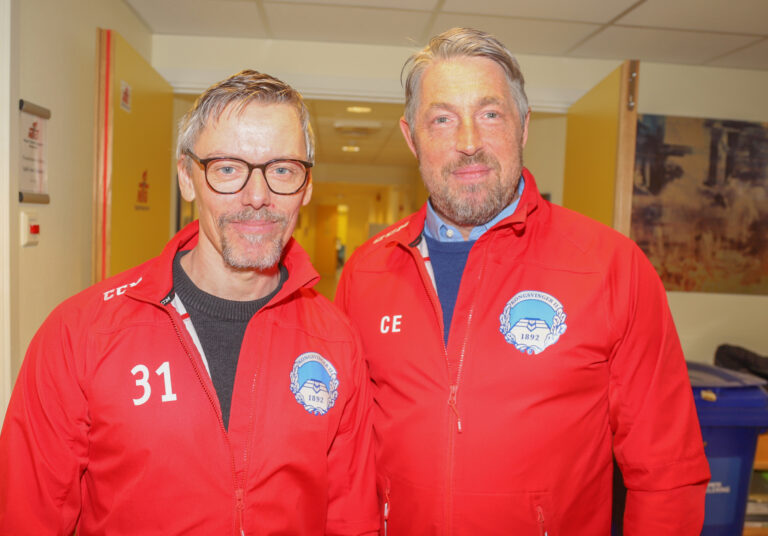 Jan Christer Eriksson (t.v.) og Christer Mykkestue styrer en klubb som har god kontroll på økonomien.