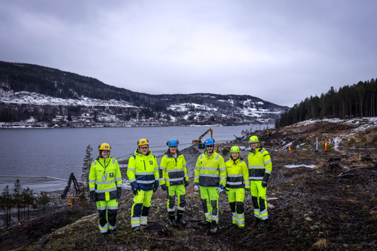 Fra venstre: Martine Melgård (Implenia), Armin Lutz (Implenia), Gunnar Martin Sletten (Bane NOR), Steinar Hognestad (Bane NOR), Silje Gystad Ytterdal (Betong Øst), Øystein Nymoen (Betong Øst).