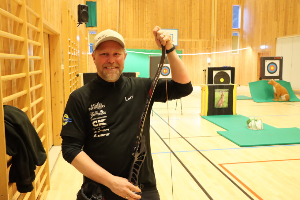 Lars Marius Sørlie er nå landets beste i barebow.