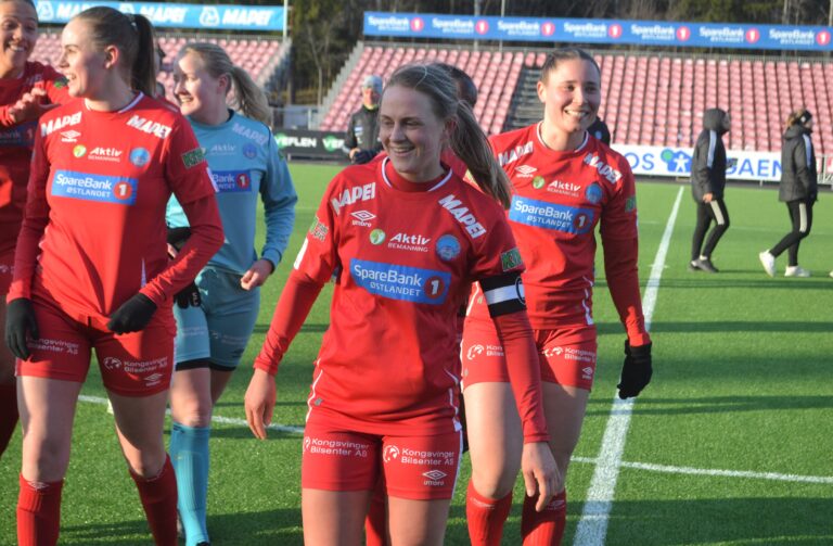Kaptein Emma Lien Håpnes gikk foran og viste vegen til nettmaskene da KIL Fotball Kvinner slo Bossmo & Ytteren :