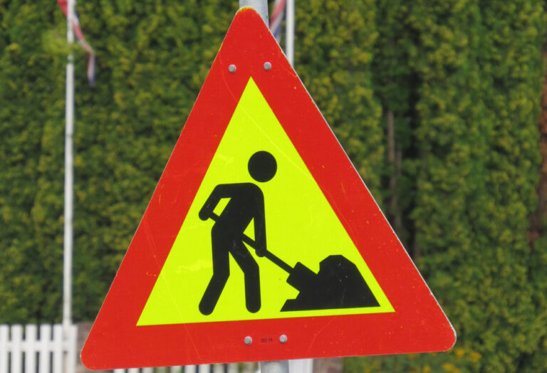 Noen kilometer med fylkesveger skal asfalteres i Kongsvinger og Eidskog i løpet av sommeren.