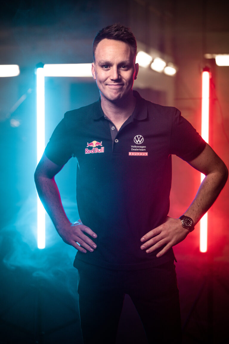 Ole Christian Veiby (t.v.) ble nummer fire i VM i fjor, mens teamkamerat Johan Kristoffersson ble verdensmester.