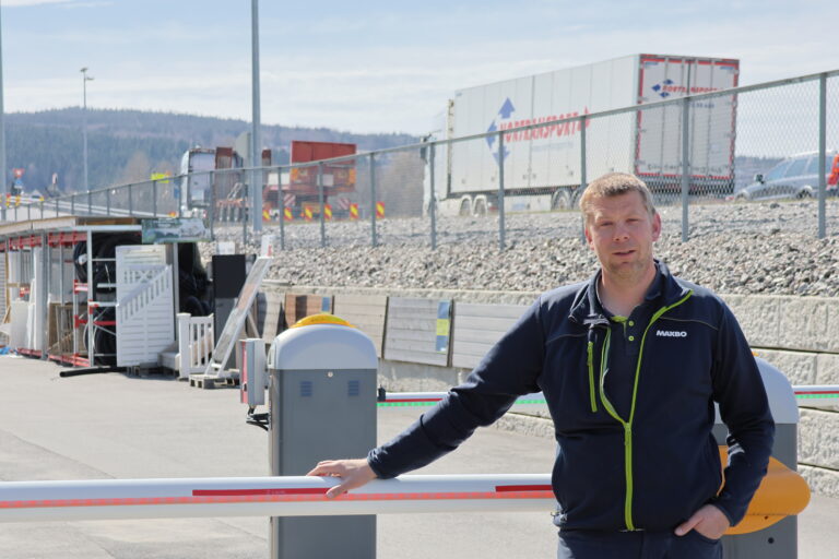 Lars Nilsen er daglig leder på Maxbo og nærmeste nabo til Norsenga brua.