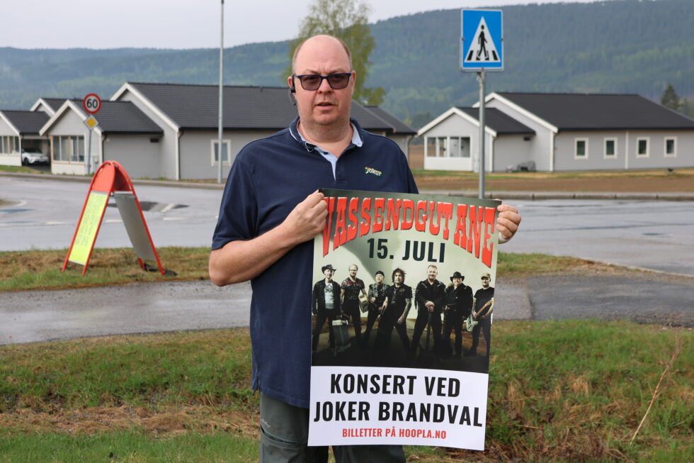 Populære Vassendgutane spiller på Brandvalfestivalen i sommer. Lars Bråten forteller om godt salg av billetter.