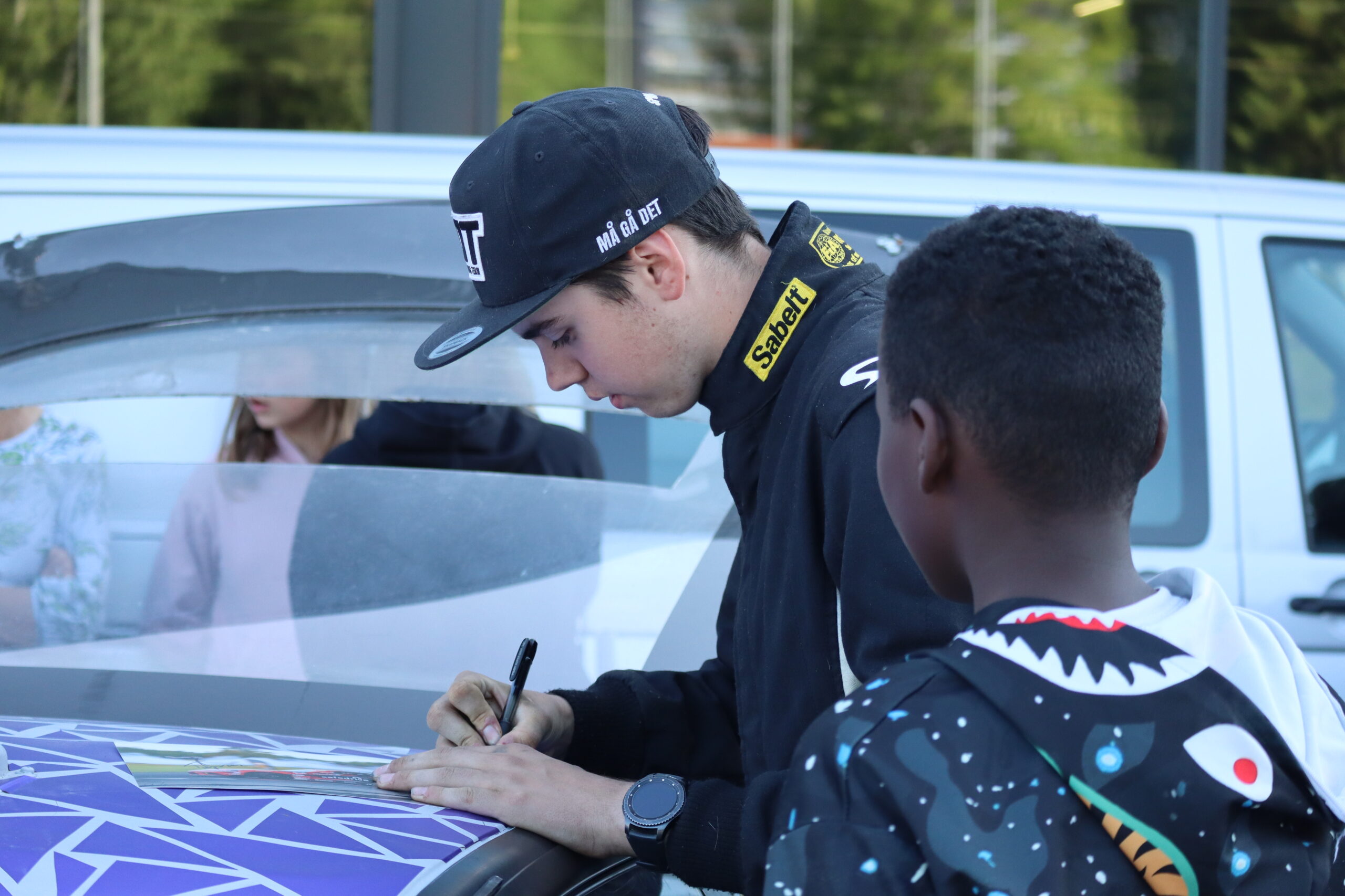 Kasper Eidsmo Sand fikk også noen nye fans under torsdagens drifting.