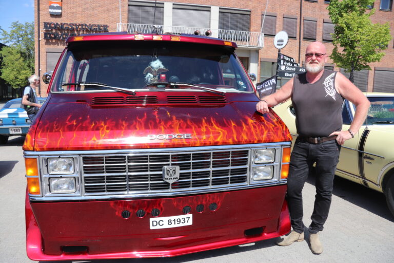 Roy Jøran Trangsrud har all grunn til å være stolt av sin 1980 Dodge Streetvan Shortvan, for den er det kun han som har i Norge.