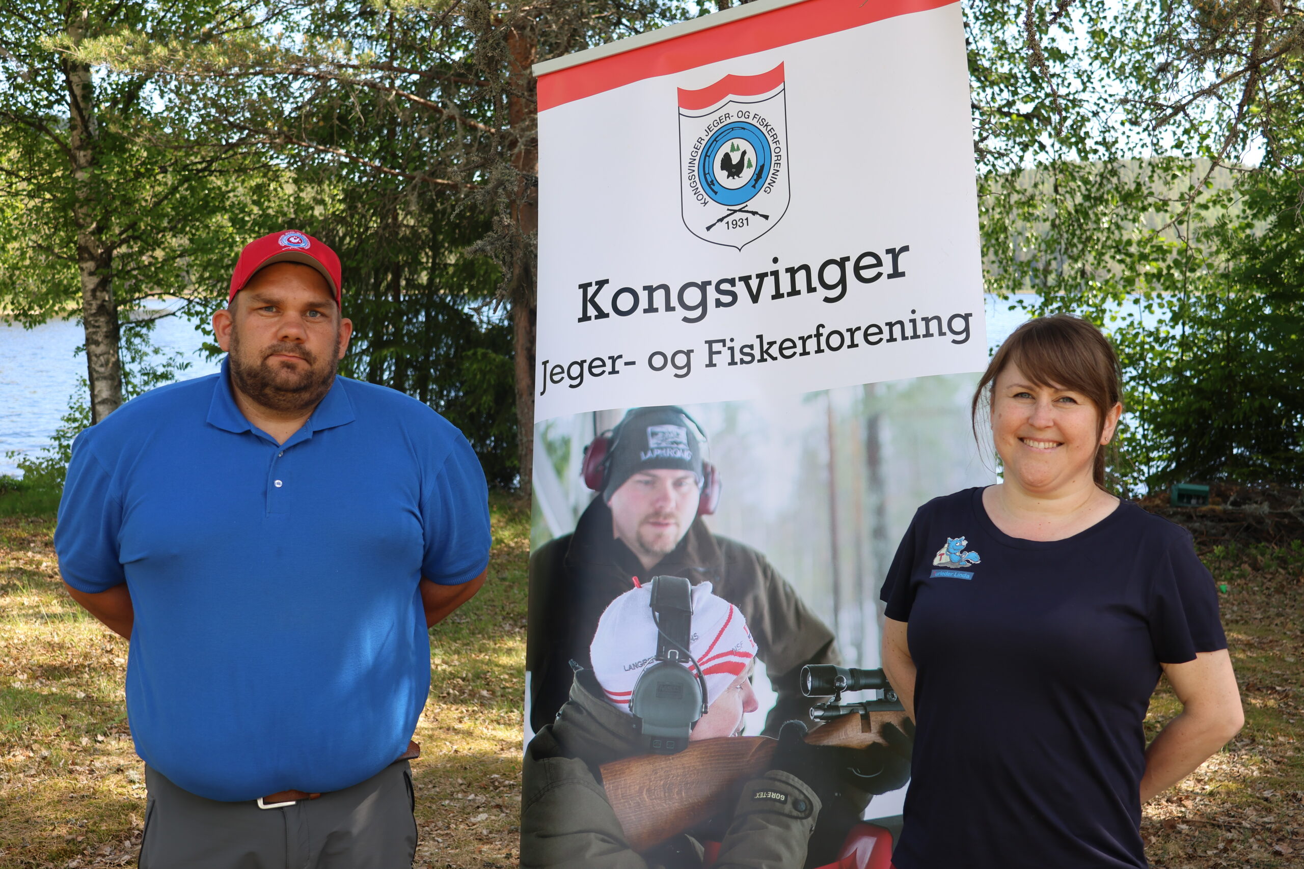 Tony Larsen, leder i Kongsvinger Jeger og Fiskerforening og Linda Rødland, turleder i Barnas Turlag Eidskog og Kongsvinger var fornøyd med oppmøtet.