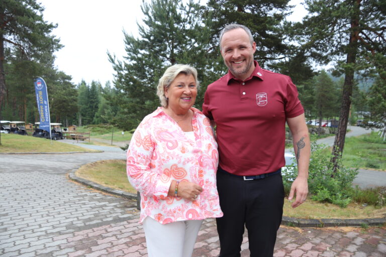 Styreleder og prosjektleder i Ett slag av gangen, Marianne Smith Magelie har samarbeid med en rekke golfklubber i landet. Blant disse er Daniel Larsson og Kongsvingers Golfklubb.