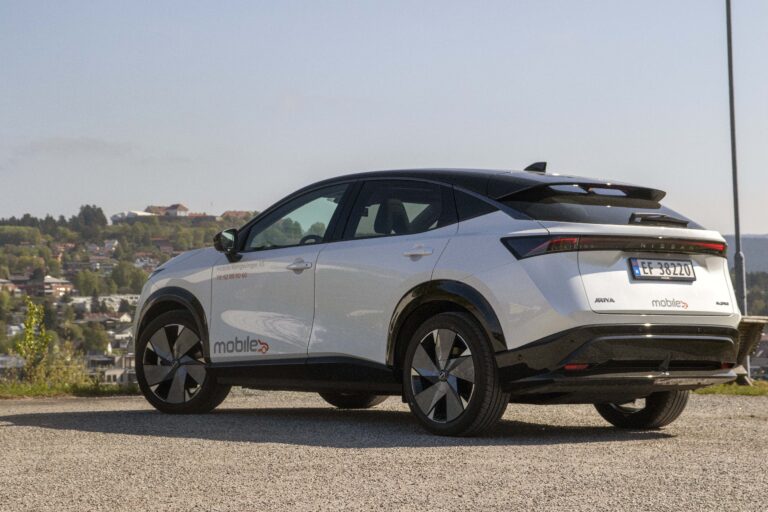 Nissan var tidlig ute med å satse på el-biler. Nå er Nissan Ariya her, som en arvtaker etter Nissan Leaf.