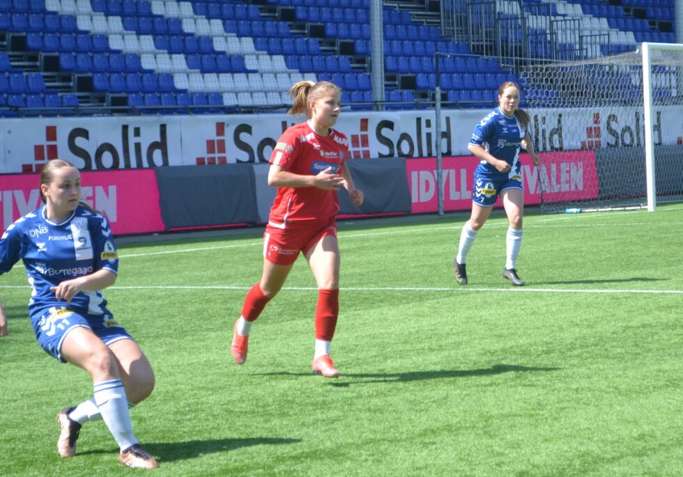 Kaja Brendengen Rosenlund har lenge vært en fryktet venstrekant i 2. divisjon. Nå er det kvinnene i Toppserien som skal førsøke å stoppe den tidligere KIL spilleren.