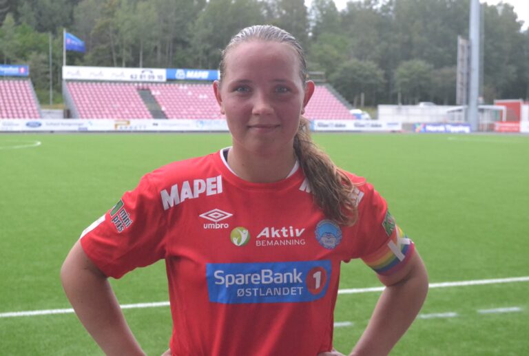 Ingrid Hellerud Ihlebekk er tilbake hos KIL Fotball Kvinner. Lørdag var det comeback på banen for den «hjemvendte» spilleren.