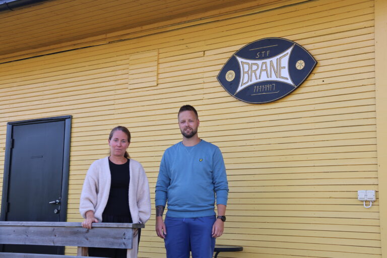 Jeanette Løvtjernet og Henning Jørgensen i Brane IL håper at den nye Brane-dagen kan bli en ny tradisojon på Roverud.