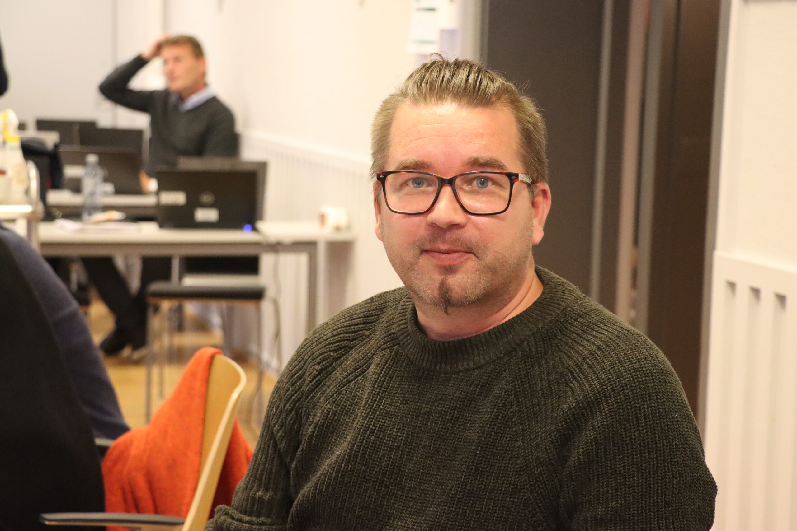Varaordfører Tommy Smedtorp forteller at kommunens arbeid nå bærer frukter, og at målet fortsatt er at alle i kommunen skal få et bredbåndstilbud.